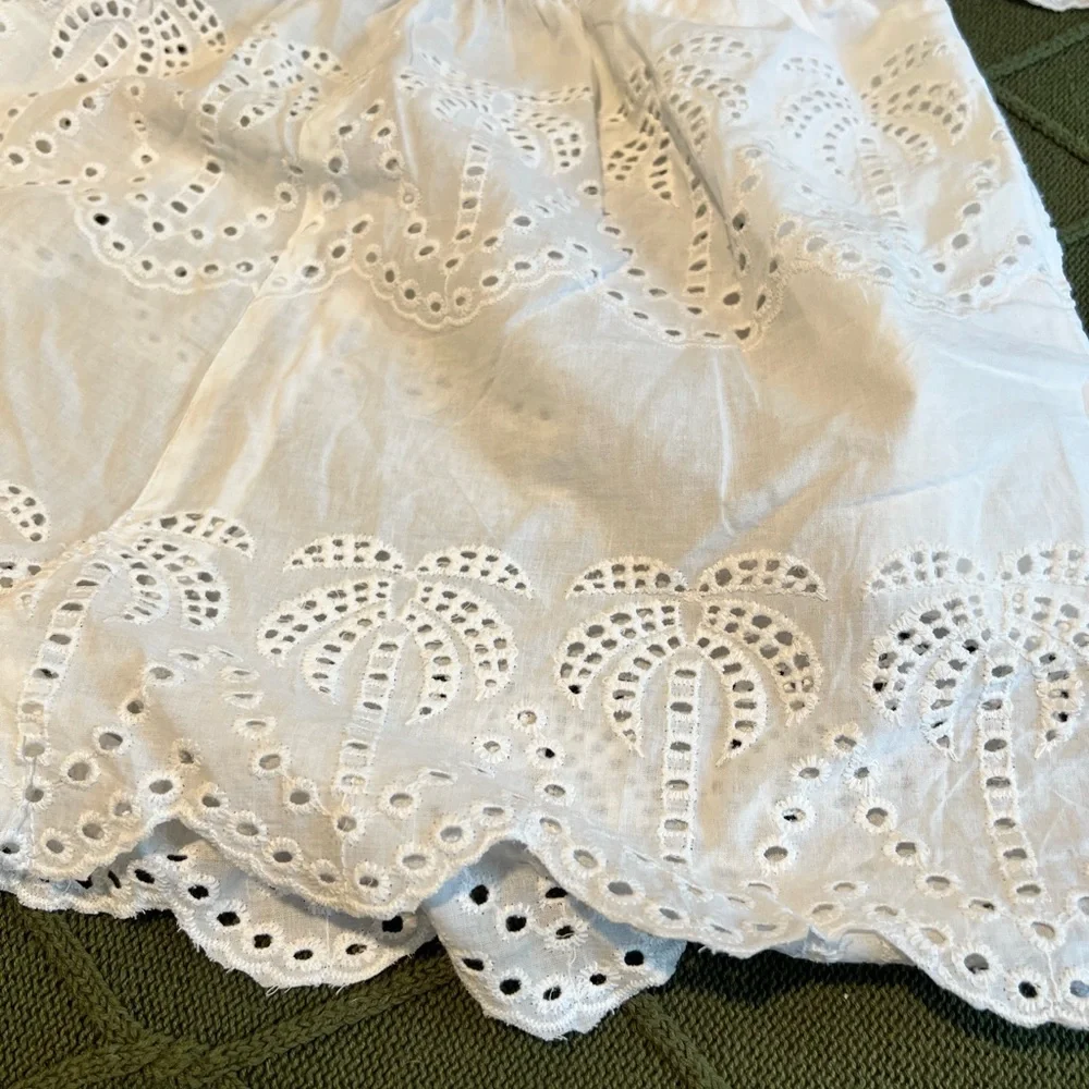 White Eyelet Lace Top and Shorts Set / Beach Coverup - Picture 6 of 15